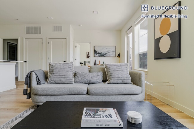 3801 N A.W. Grimes Blvd Unit SI FL2-ID324