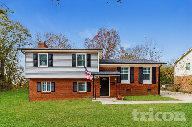 Building Photo - 6809 Cardigan Ave