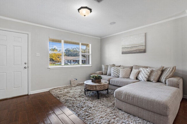 Photo - 114 Lassere Cir Unit SI ID1473631P