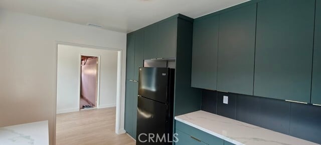 Photo - 18822 Cranbrook Ave