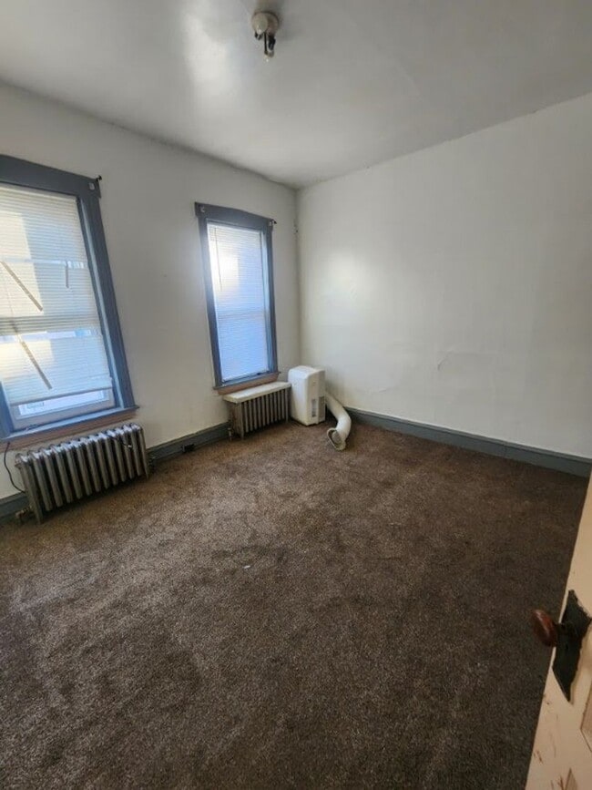 Photo - 217 S 8th St Unit Apt 2