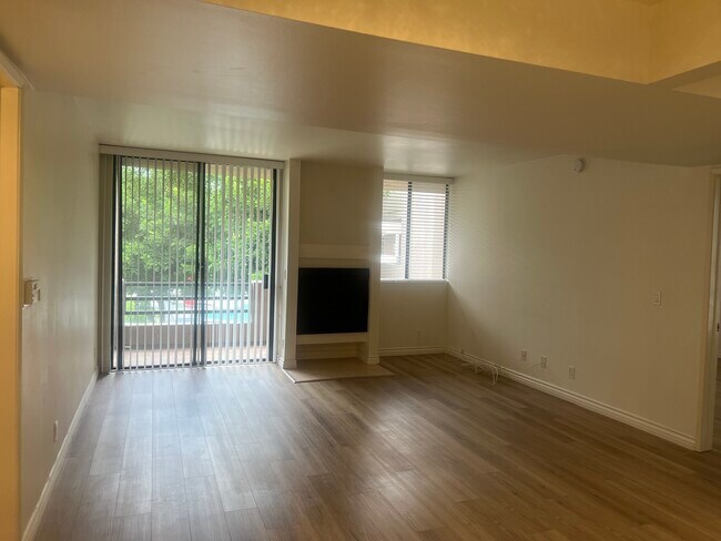 Photo - 7826 Topanga Canyon Blvd Unit 226