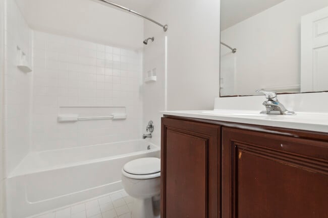Photo - 232 Tall Pines Dr