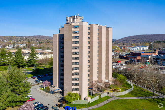 Torrington Towers - Torrington Towers Apartments