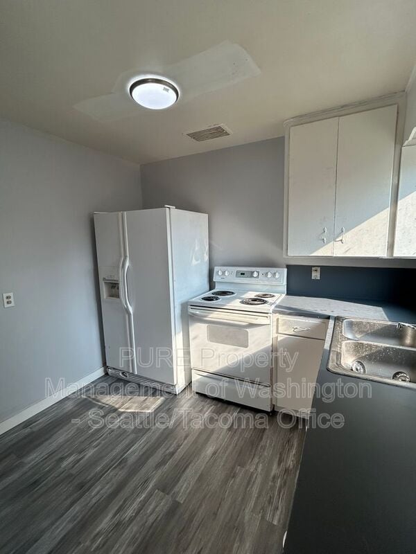 Photo - 721 S Ainsworth Ave