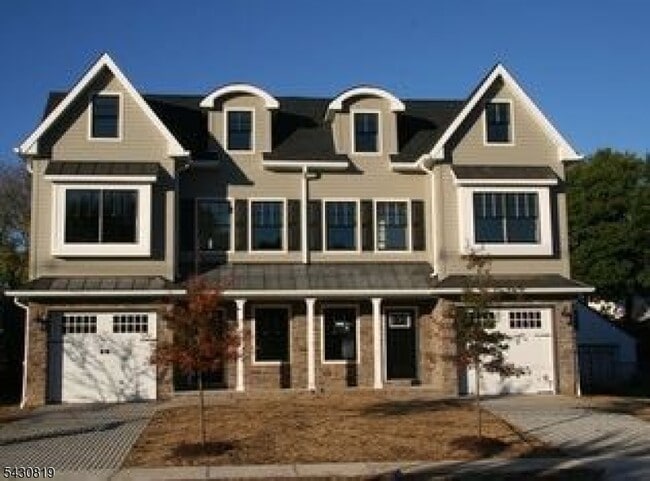 Photo - 33 Willow St