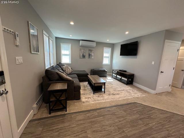 Photo - 884 Beach St