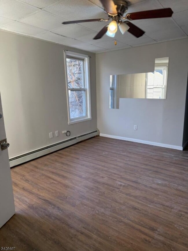 Photo - 85 Holsman St