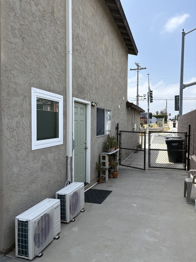 Photo - 2415 E 20th St Casa