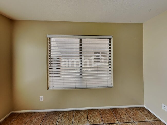 Photo - 8409 S 50th Ln