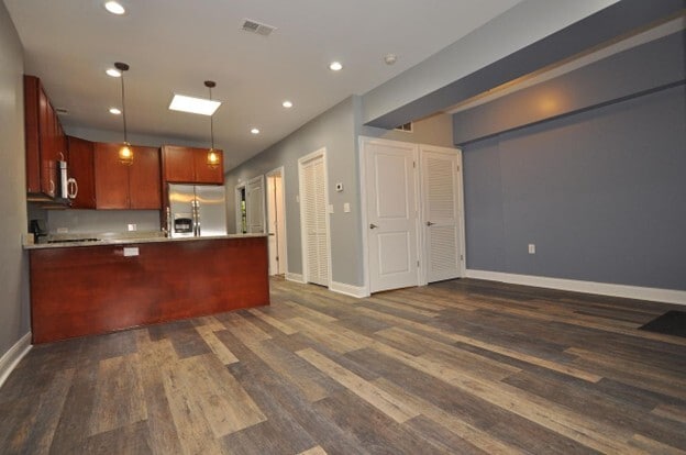 Photo - 622 E Oakwood Blvd Unidad 1st Floor