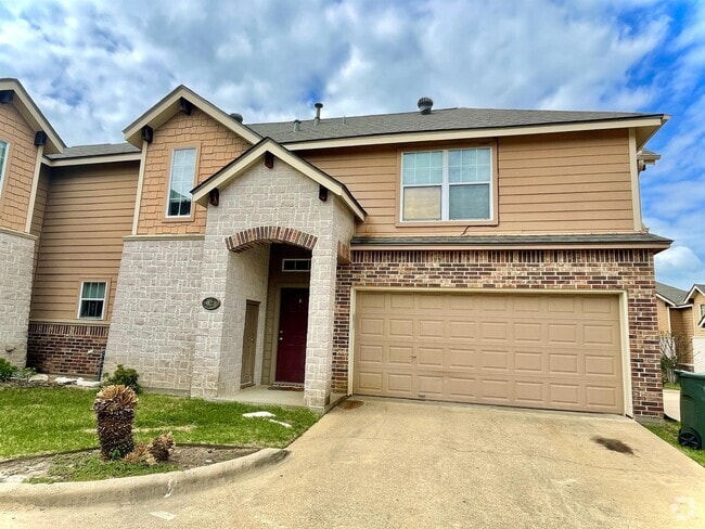 Building Photo - 1812 W Villa Maria Rd Rental