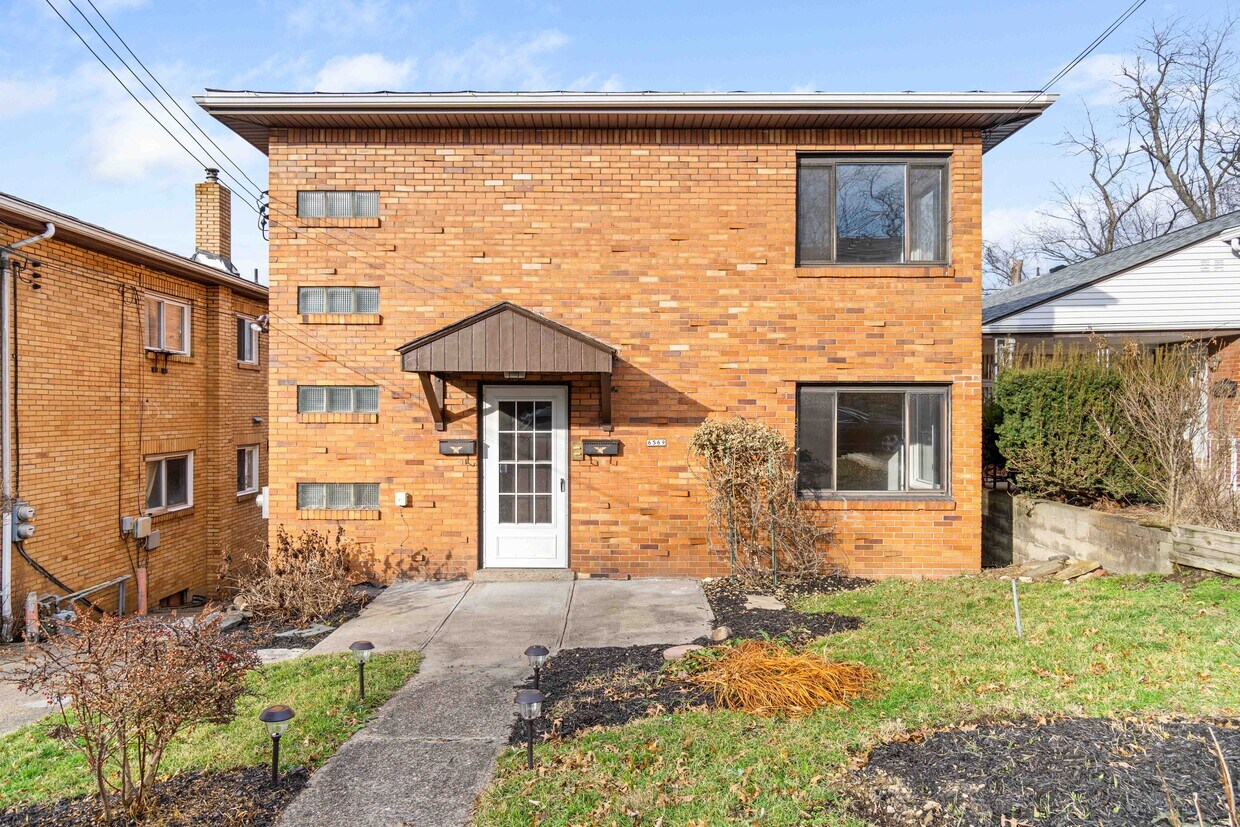 True Two Unit Apartment - 6569 Rosemoor St (Pittsburgh, PA)