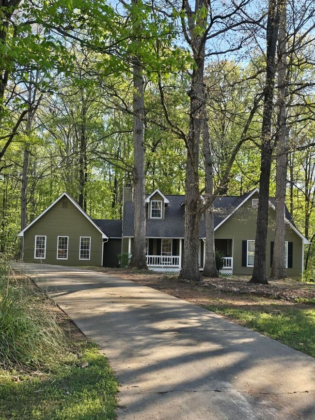 Building Photo - 5-30