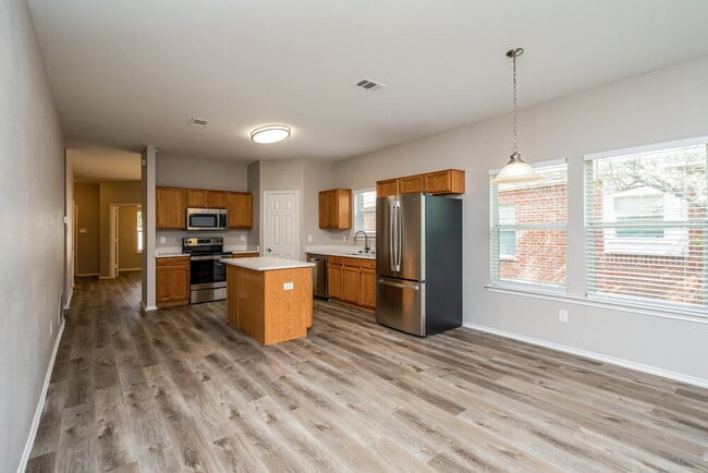 Photo - 1707 White Mountain Wy