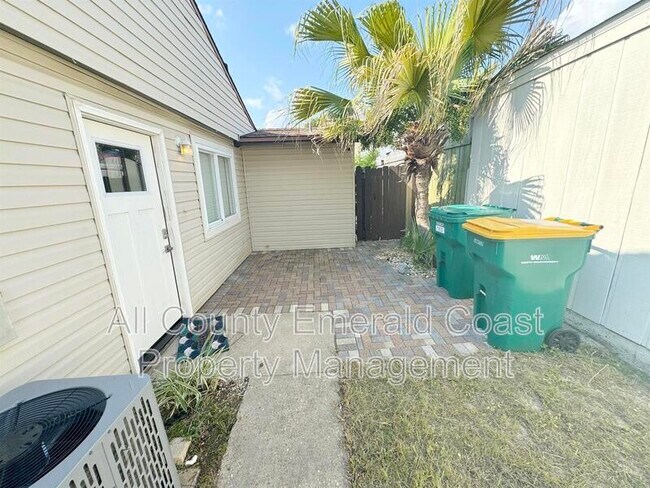 Photo - 163 Bent Arrow Dr