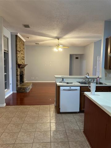 Photo - 1736 Marian Ln