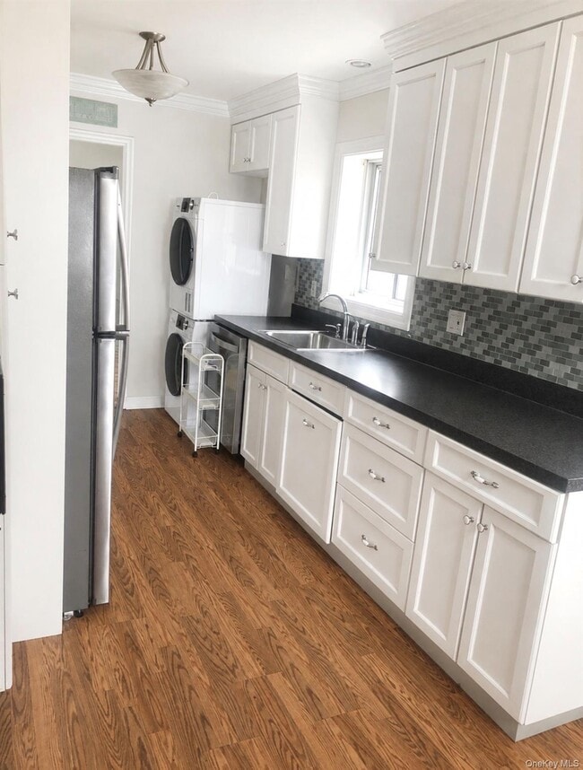Photo - 274 W 236th St Unit #2