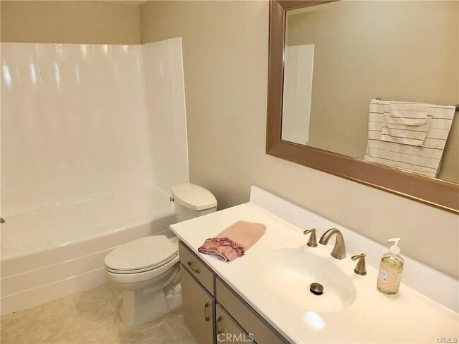 Building Photo - 448 N Bellflower Blvd Unit 218 Rental