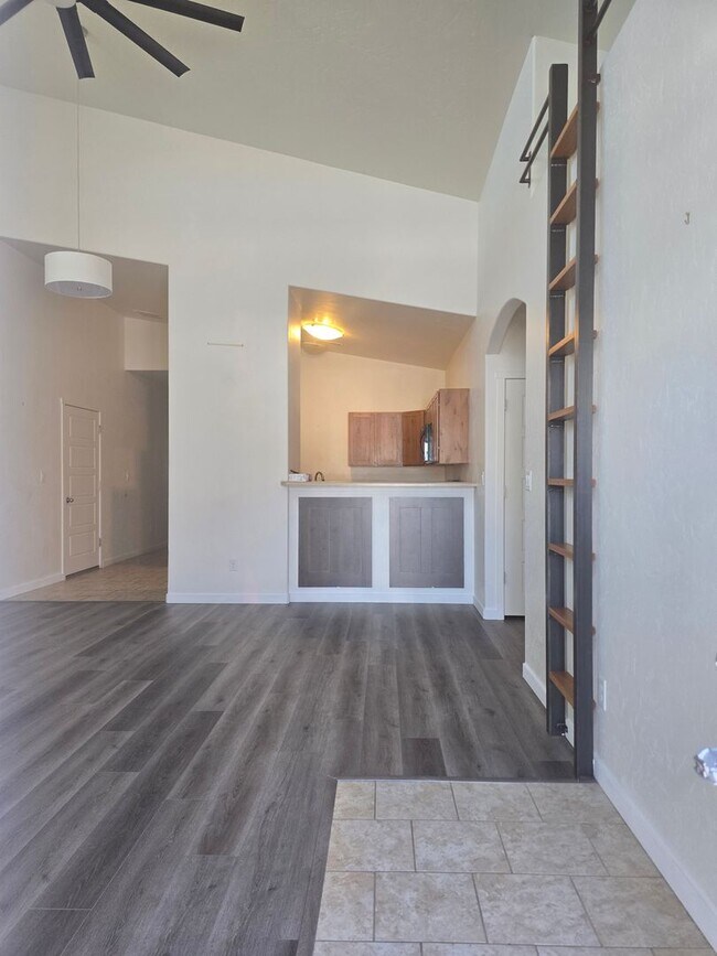 Photo - 388 Blue River Dr