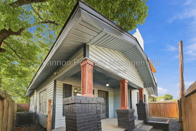 2903 Burkett St.