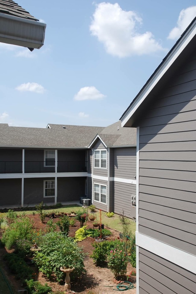 Photo - Savannah House of Norman II