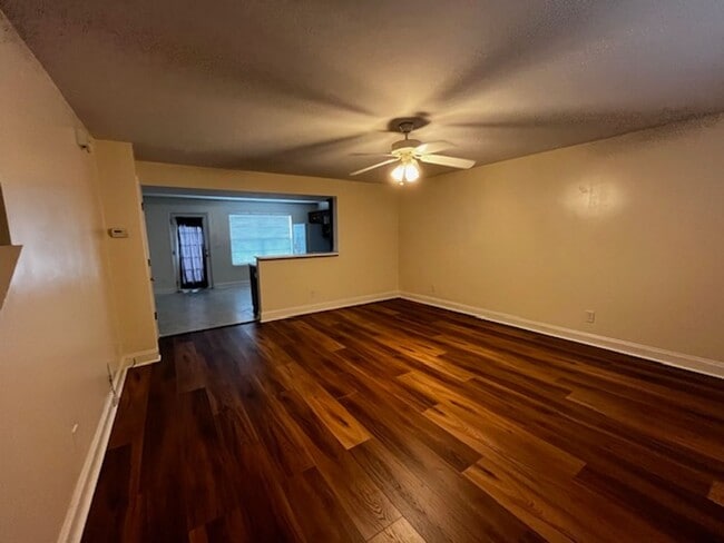 Photo - 2 Bedroom 2.5 bath townhome for rent