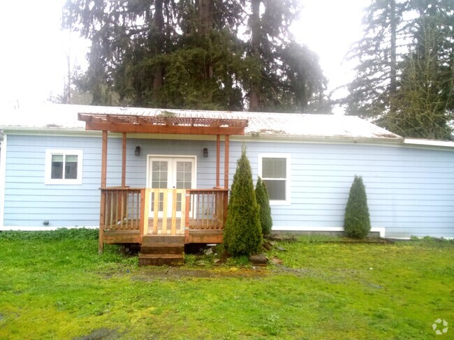 Building Photo - 1426 Center Rd Rental