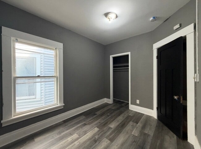 Photo - 1042 Elmwood Ave Unit 3