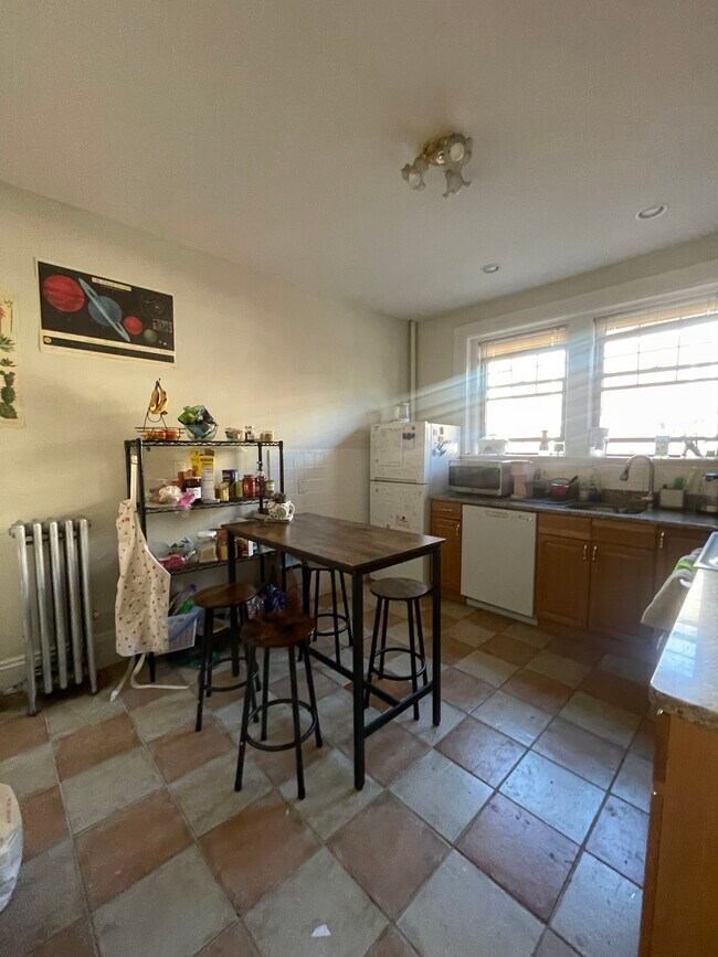 Photo - 49 Babcock St Unidad 3