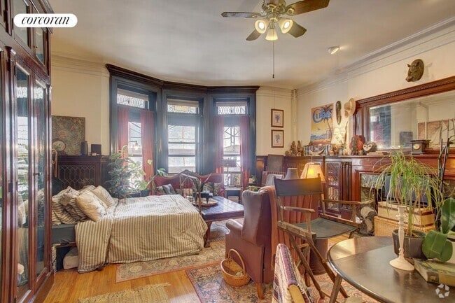 Building Photo - 9 W 69th St Rental