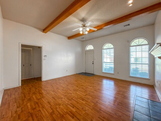 Photo - 7713 S 24th St