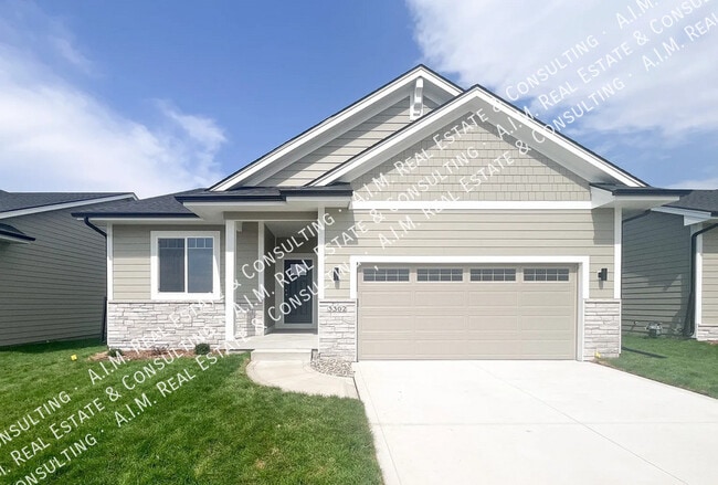 Building Photo - 3212 NE Fawn Ln