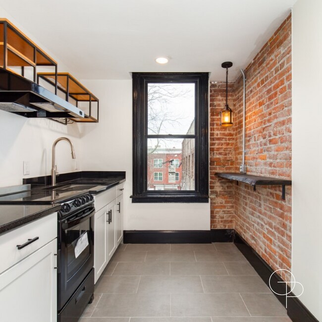 Kitchen - 107 Cannon St Unit 3