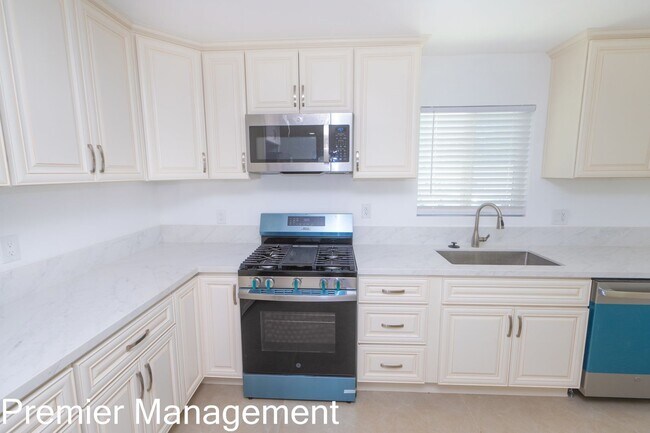 Photo - 605-609 Prescott Ave Unit 605 Prescott Front House