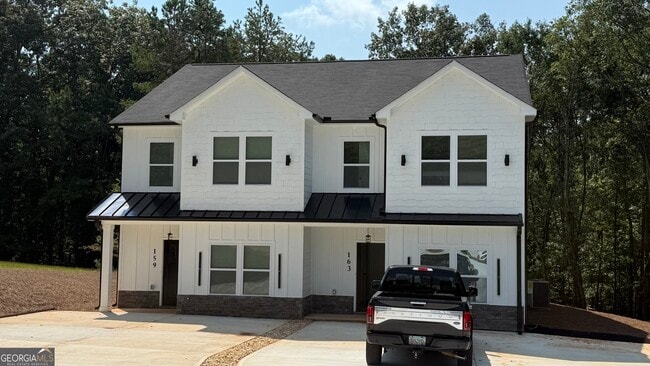 Building Photo - 159 Brad St
