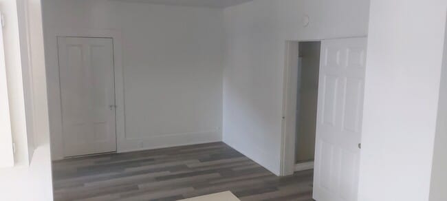 Photo - 815 G St