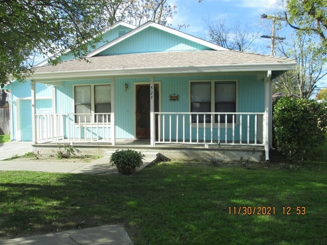 Building Photo - 527 N Washington St