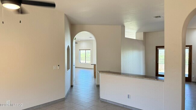 Photo - 4440 W Mountain Side Dr