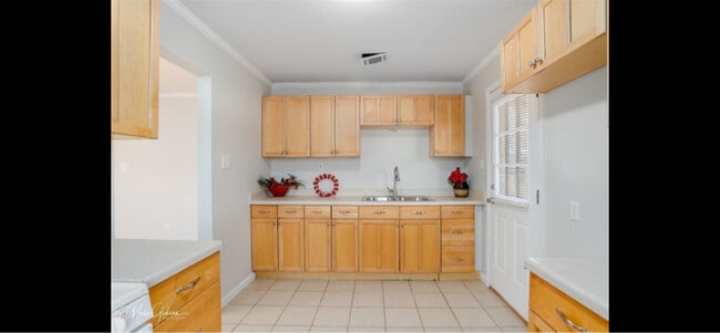 Photo - 1214 Schex Dr