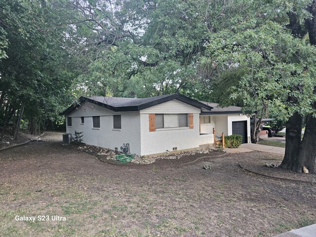 Photo - 4909 Sunset St