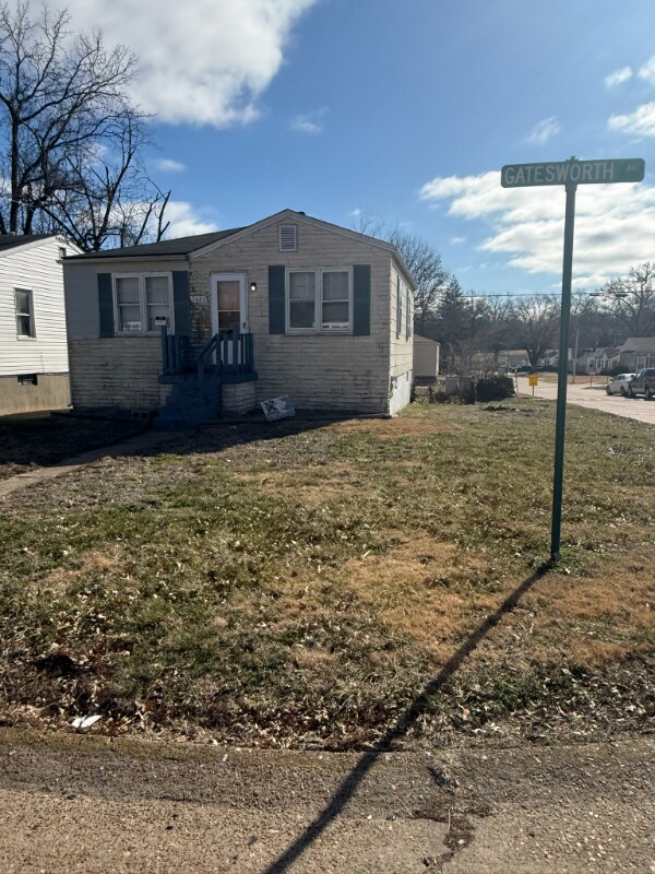 Photo - 5600 Gatesworth Ave