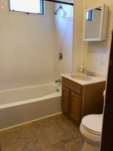 73 Iroquois St Unit 3