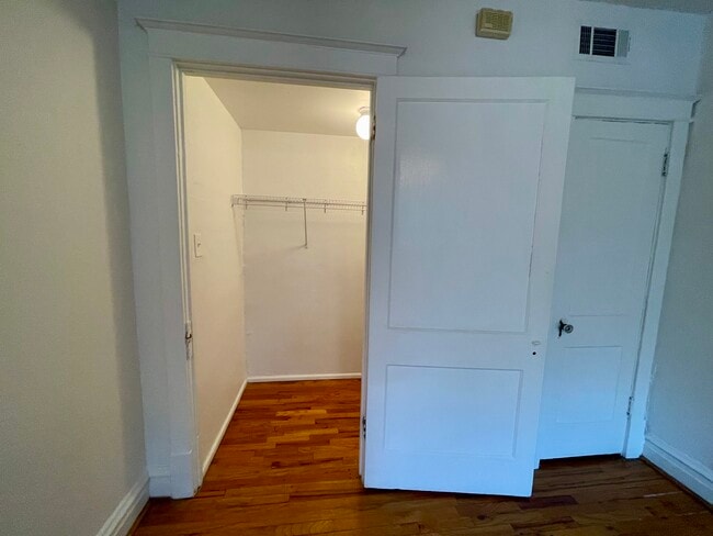 4415 Pershing Ave.