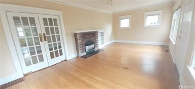 Photo - 4Bd/1.5Ba Seattle House