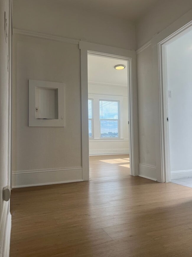 Photo - 3542 Unit 3544