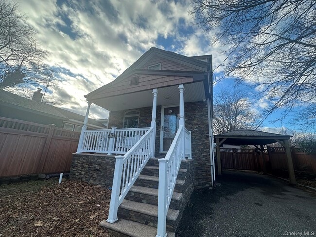 Photo - 524 Jerusalem Ave