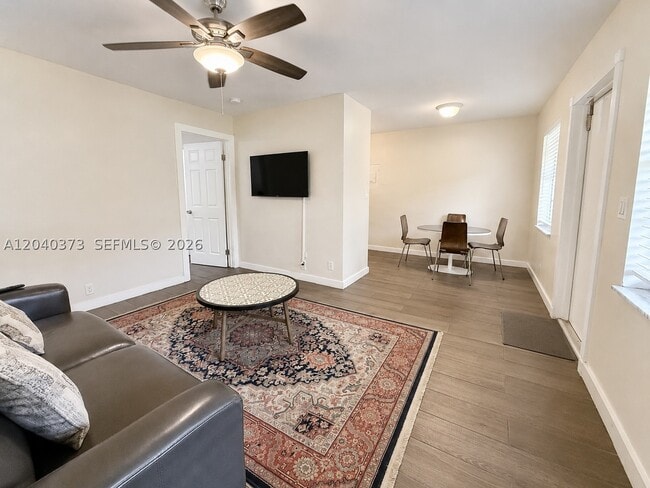 1415 SW 1st Ave Unit 6