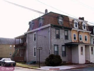 Photo - 200 W Union St