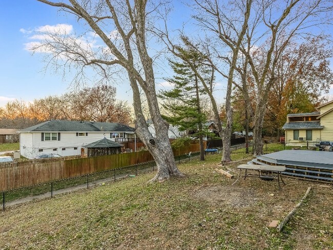 Photo - 4816 Mockingbird Ln